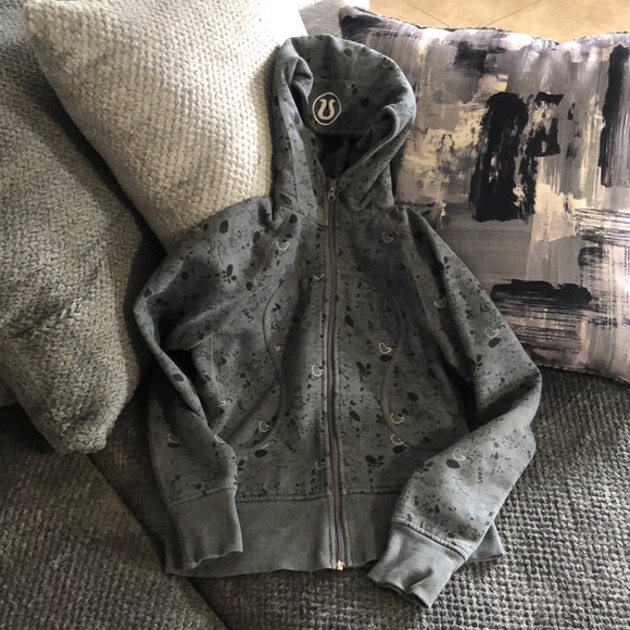 Lululemon limited edition Scuba - Picture 1 of 4